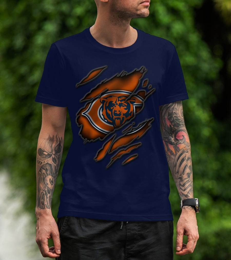 Torn Chicago Bears Logo With Bear Face And Claw Marks T-Shirt
