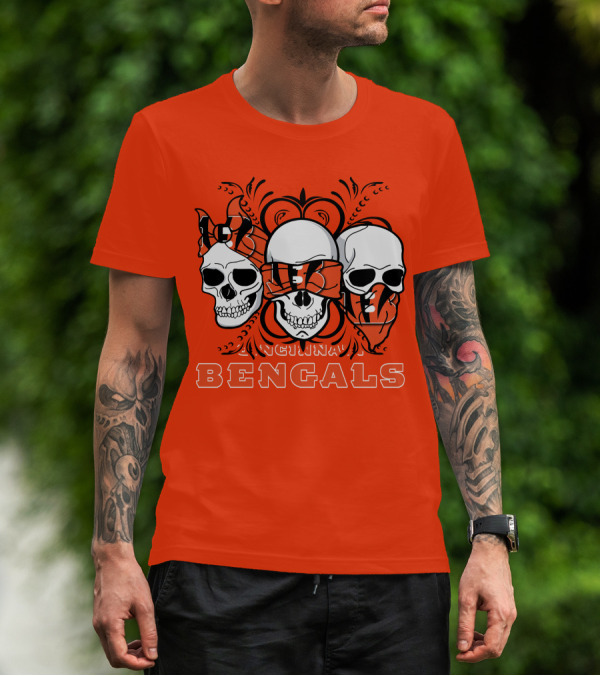 Cincinnati Bengals 3 Skull Motif T-Shirt