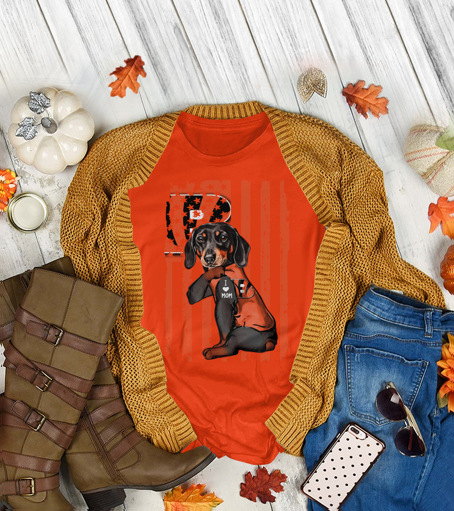 Dachshund Cincinnati Bengals Love I Heart Mom T-Shirt