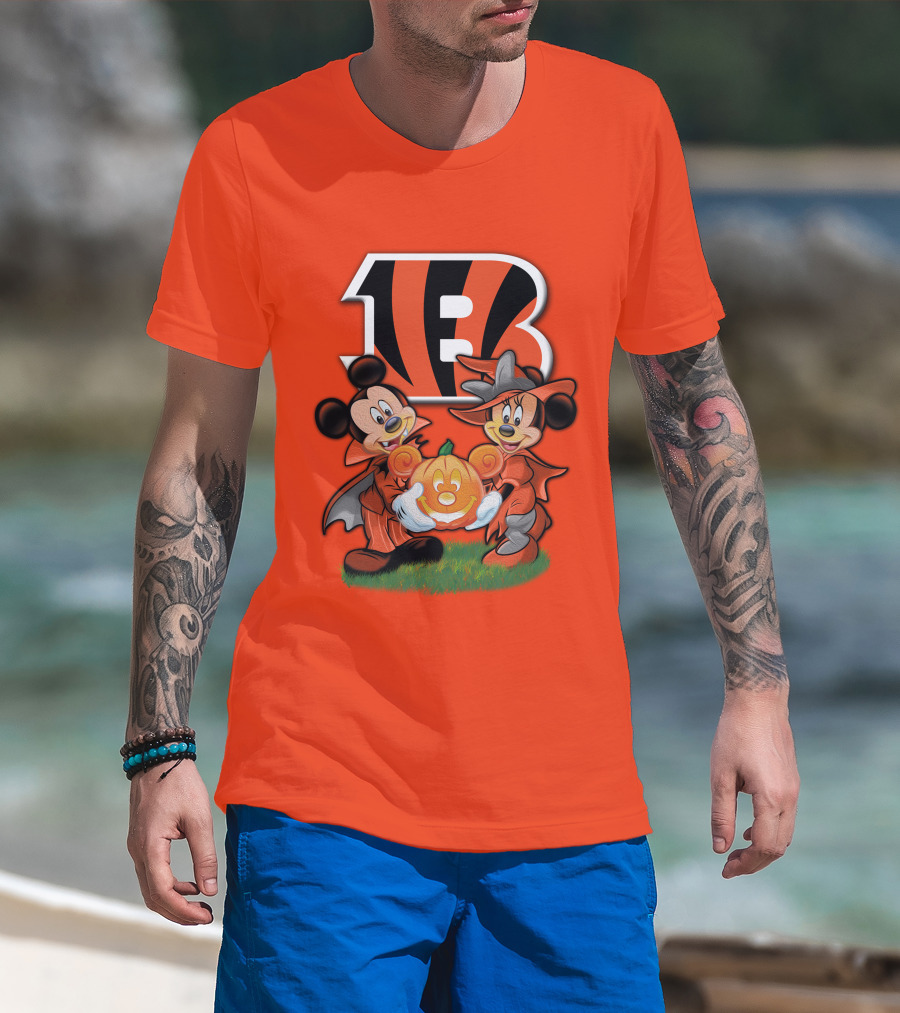 Cincinnati Bengals Halloween Mickey Minnie Pumpkin T-Shirt
