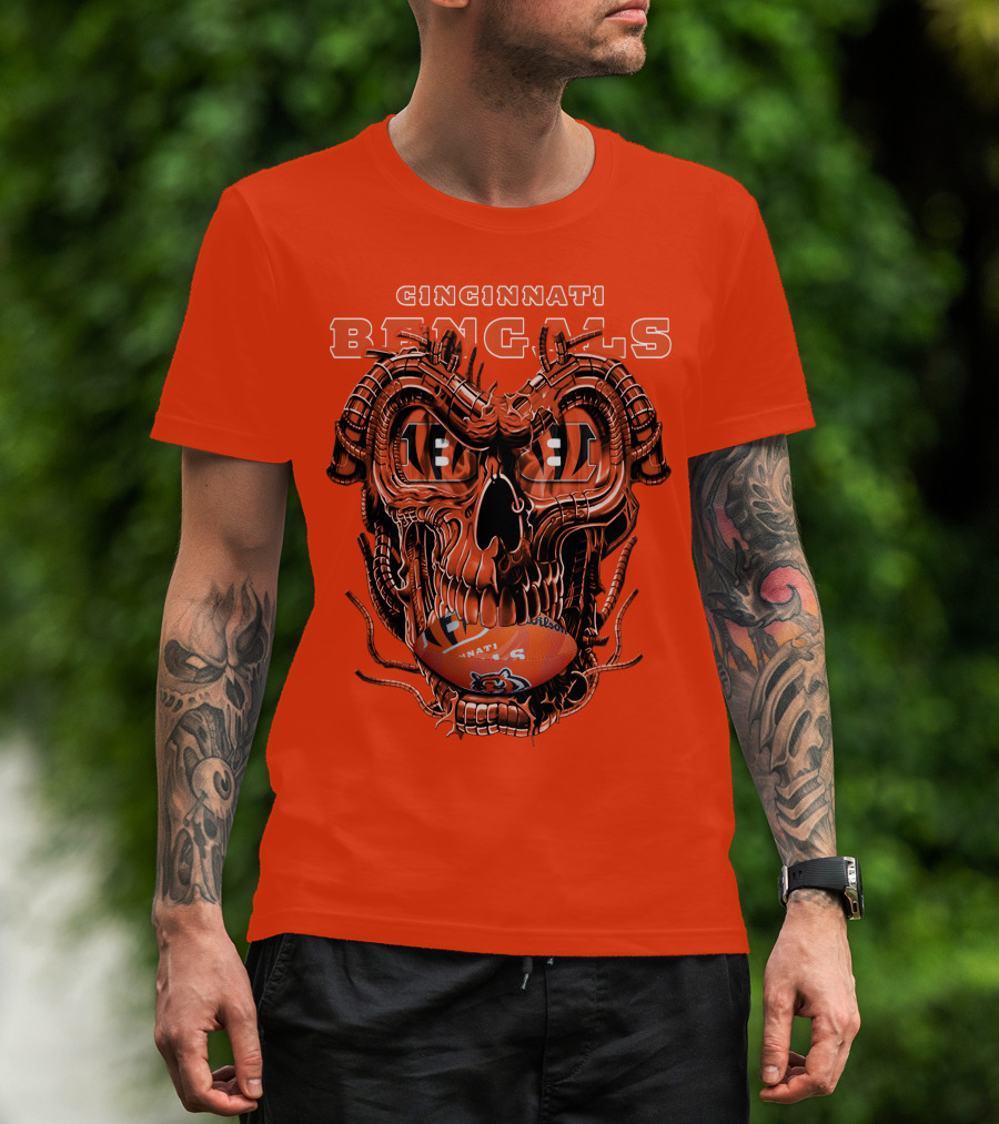 CINCINNATI BENGALS Dragonskull Football T-Shirt