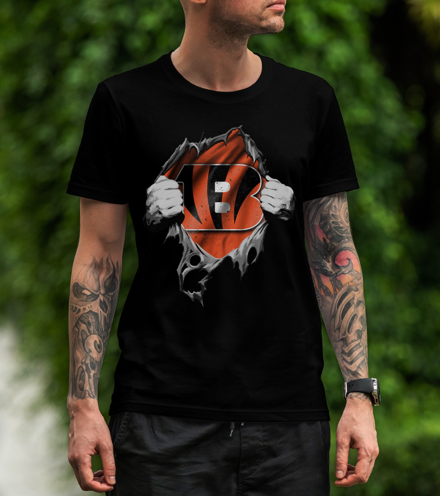Torn V2 Cincinnati Bengals Orange B T-Shirt