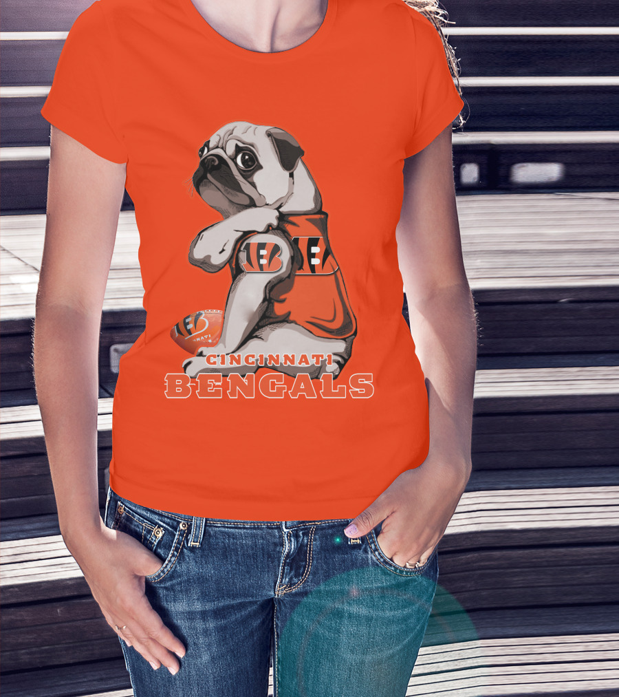 Cincinnati Bengals Pug Football Fan T-Shirt