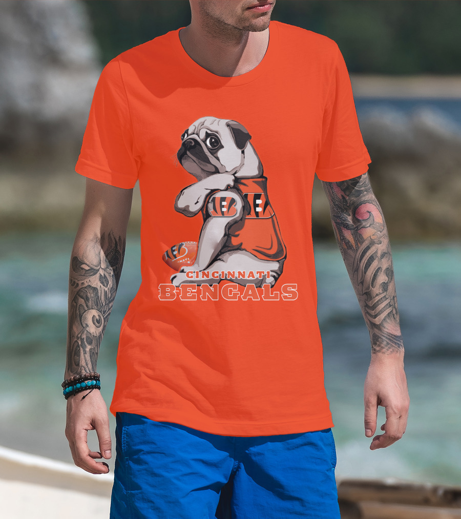 Cincinnati Bengals Pug Football Fan T-Shirt