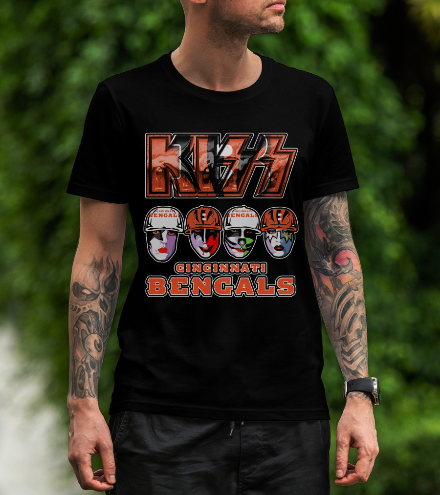 Kiss Cincinnati Bengals Faces With Orange Helmets T-Shirt
