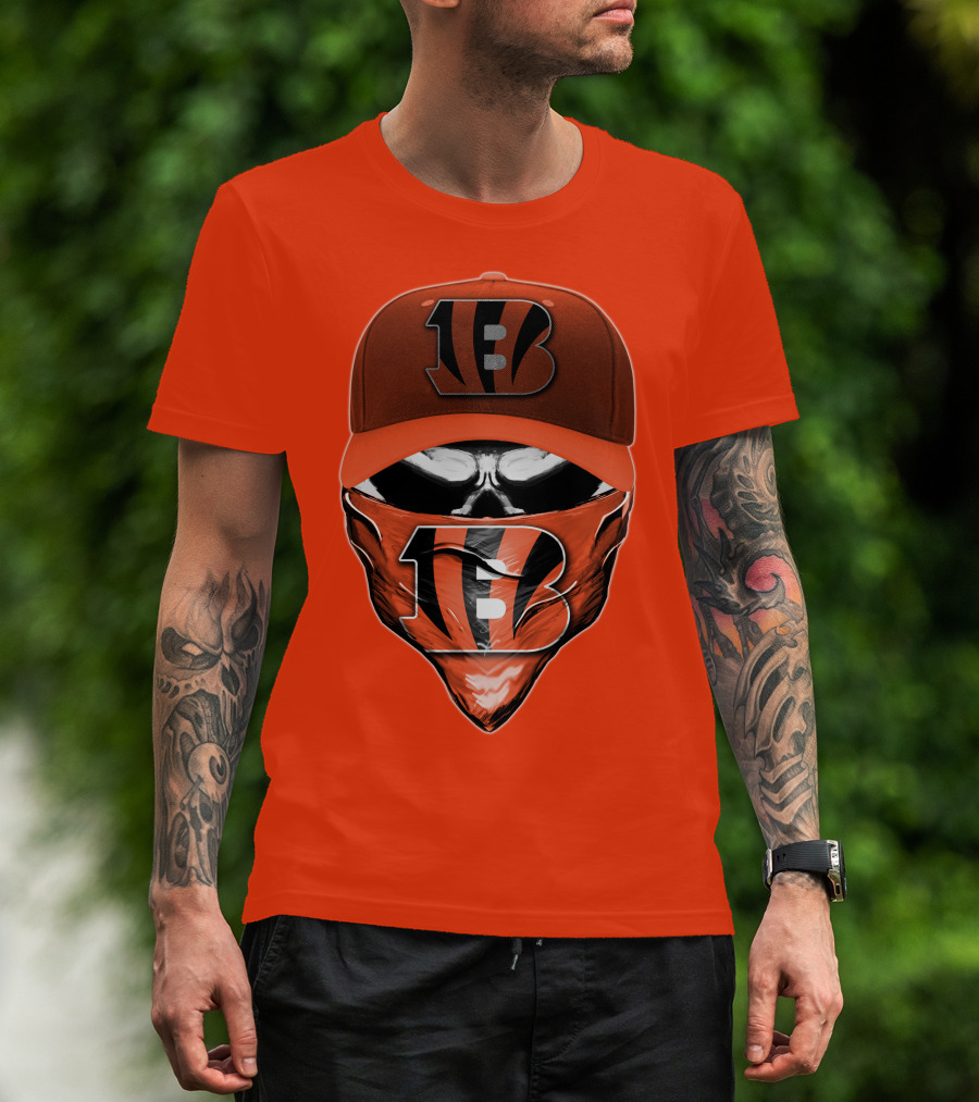 Cincinnati Bengals Skull Mask V6 T-Shirt