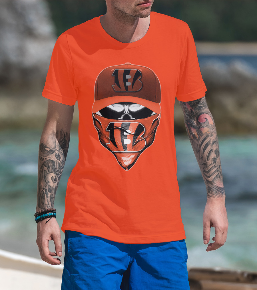 Cincinnati Bengals Skull Mask V6 T-Shirt
