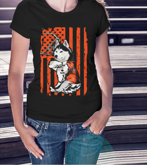 Siberian Husky CLEVELAND BROWNS Football Fan Love Mom T-Shirt