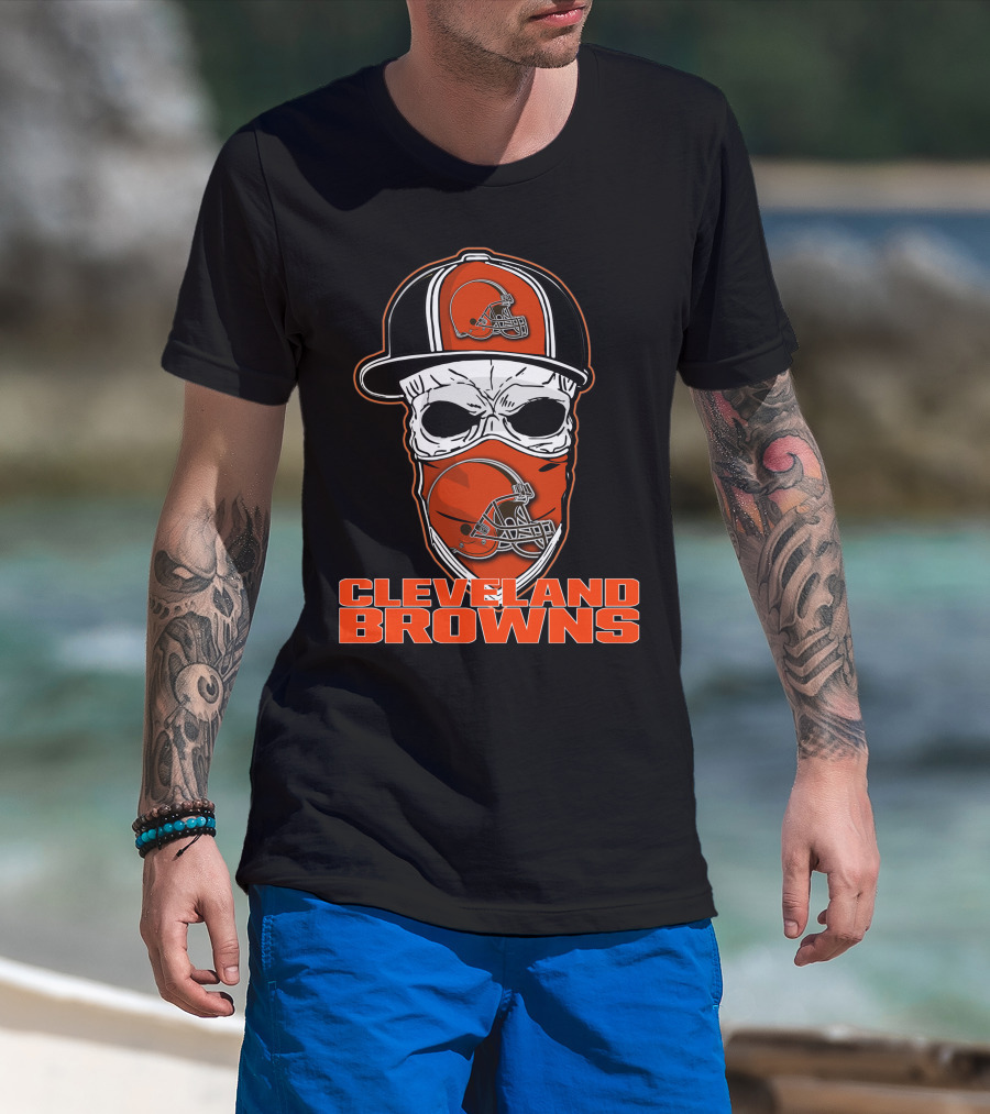 Cleveland Browns Skull With Helmet Hat And Face Mask T-Shirt