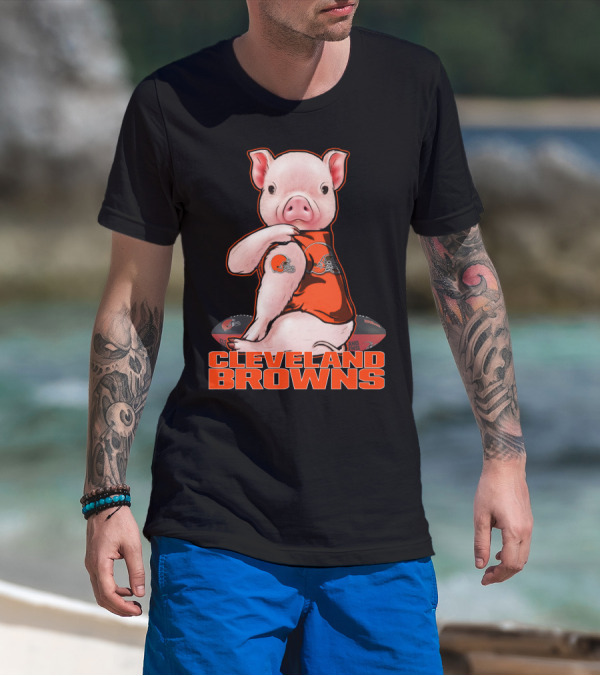 Cleveland Browns Pig With Team Logo Jersey And Football T-Shirt