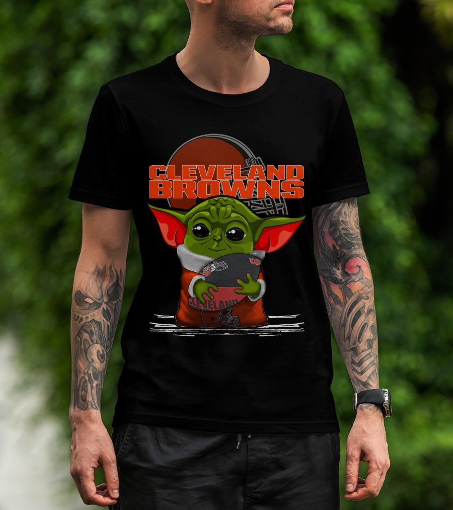 Cleveland Browns Yoda Holding Football T-Shirt