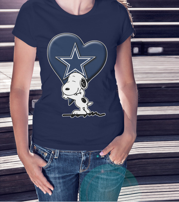 Snoopy Hugging Heart With Dallas Cowboys Star T-Shirt