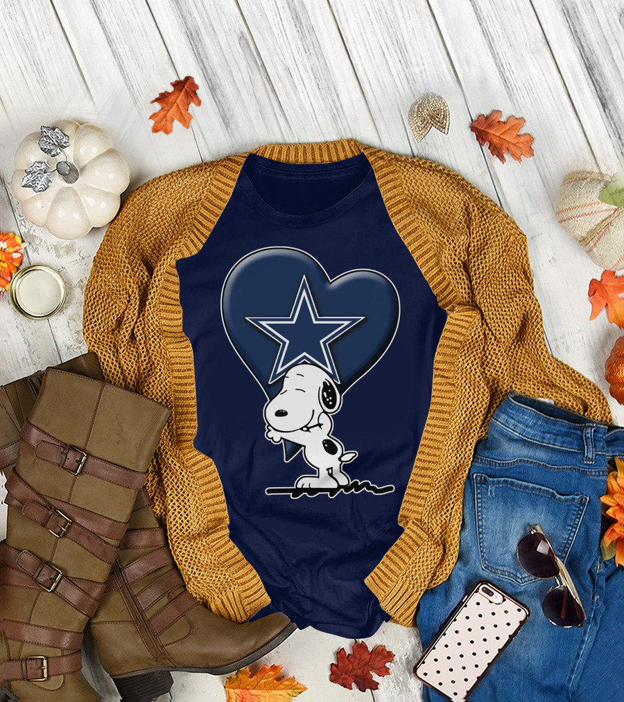 Snoopy Hugging Heart with Dallas Cowboys Star T-Shirt