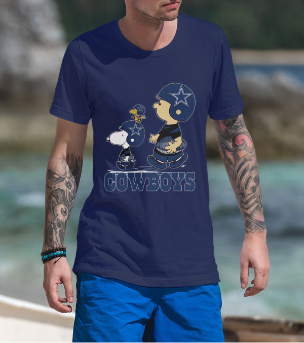 Snoopy Charlie Brown Dallas Cowboys Football Stars T-Shirt