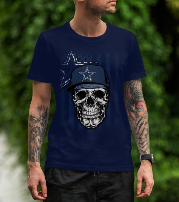 Skull Dallas Cowboys Star Cap With Stripes Background T-Shirt