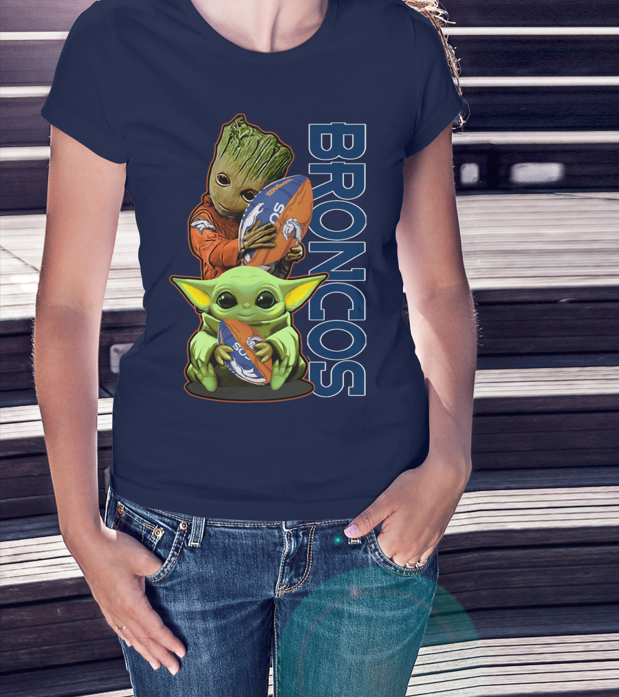Grzd Denver Broncos Groot And Baby Yoda Holding Broncos Football T-Shirt
