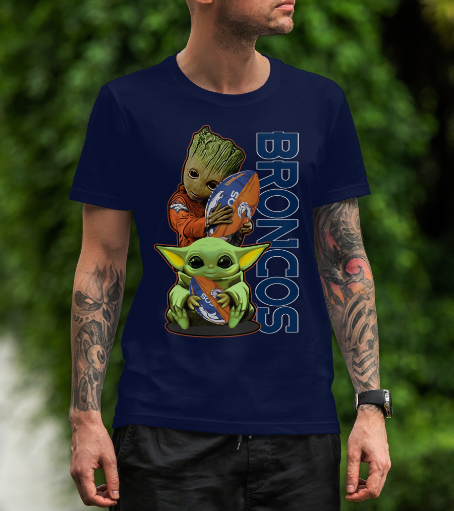 Grzd Denver Broncos Groot And Baby Yoda Holding Broncos Football T-Shirt