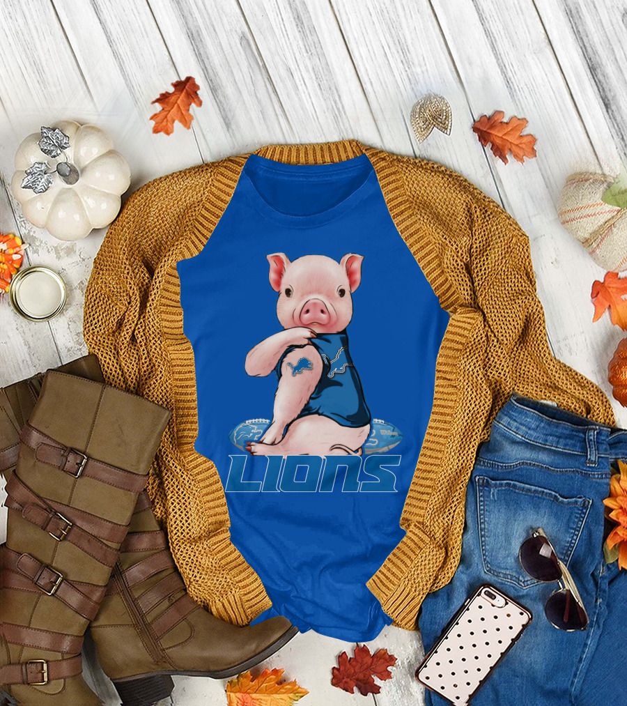 Pig with Detroit Lions T-Shirt