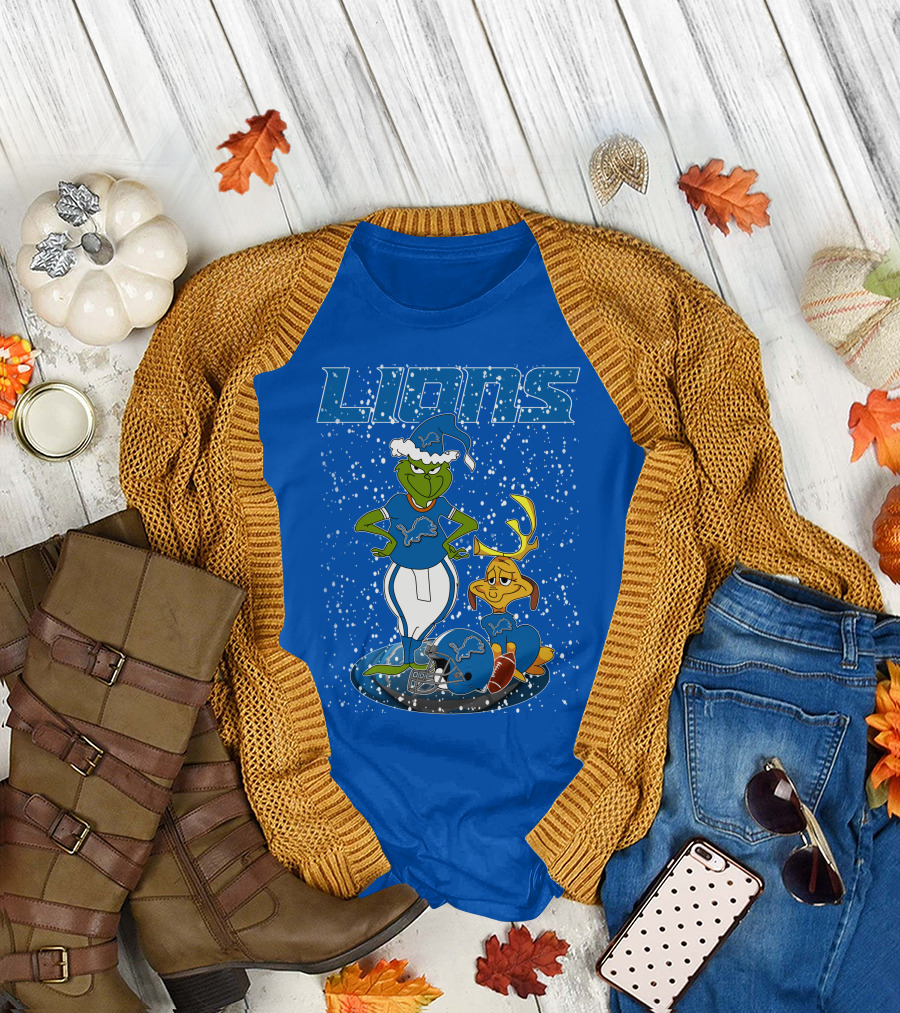 Grinchxmas Detroit Lions Snowy Holiday Football Scene T-Shirt