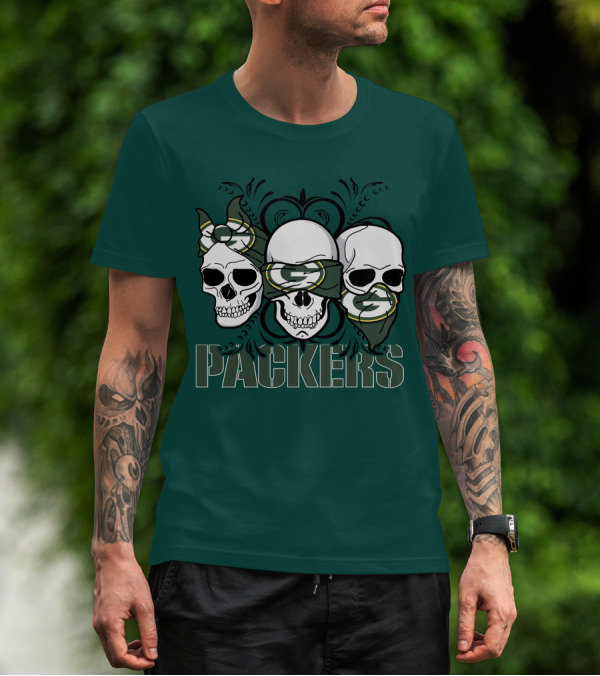 Packers Three Skulls With Green Bay Bandanas T-Shirt