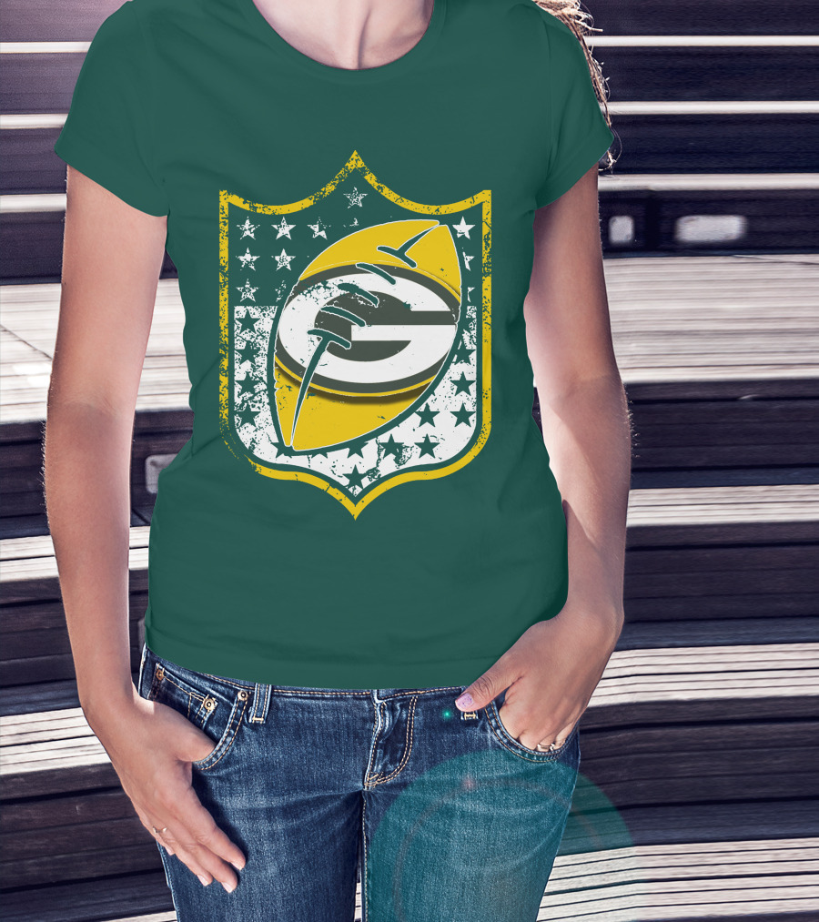 Green Bay Packers 33 Vintage Shield Football T-Shirt