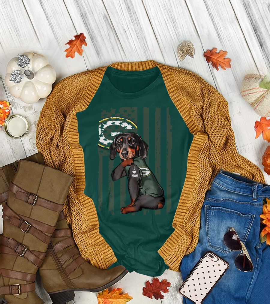 Dachshund Green Bay Packers I Love Mom Fan T-Shirt