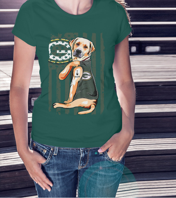 Labrador Retriever I Love Mom Green Bay Packers Fan Stars T-Shirt