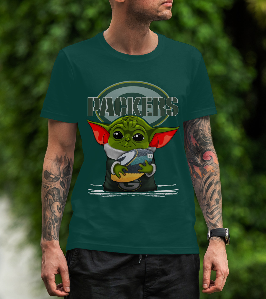 Yoda Holding Football With Green Bay Packers T-Shirt
