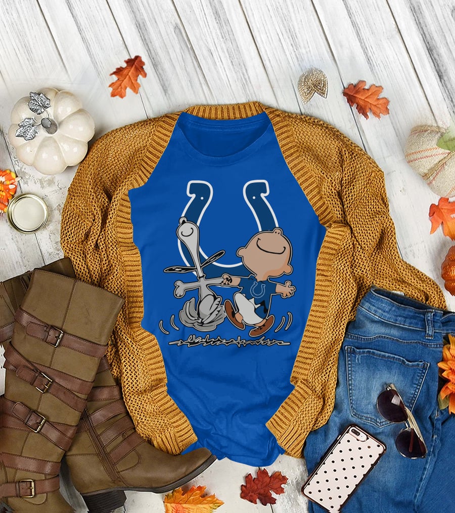 Indianapolis Colts Snoopy And Charlie Brown Dancing T-Shirt