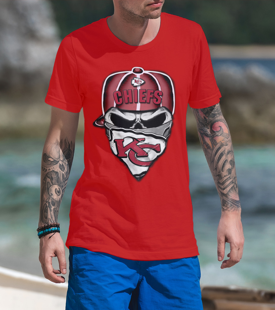 Kansas City Chiefs Skull Bandana Logo Cap T-Shirt