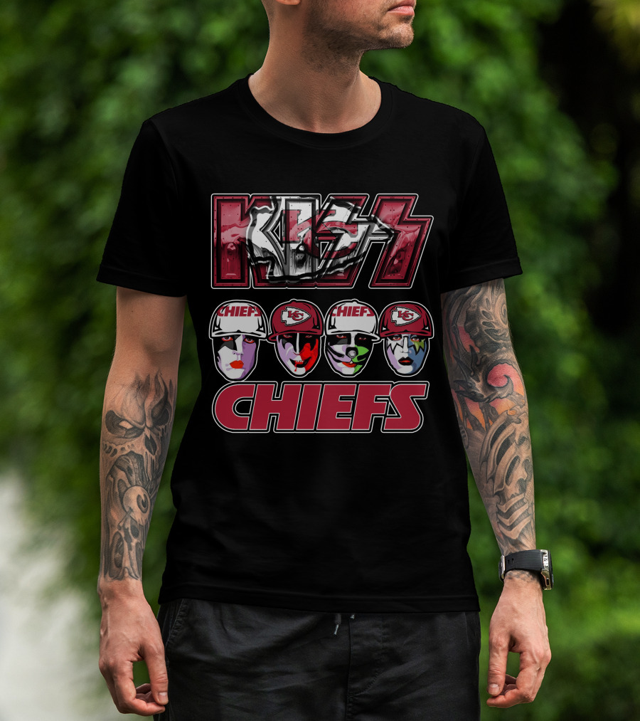 Kiss Chiefs Kansas City Faces Chiefs T-Shirt