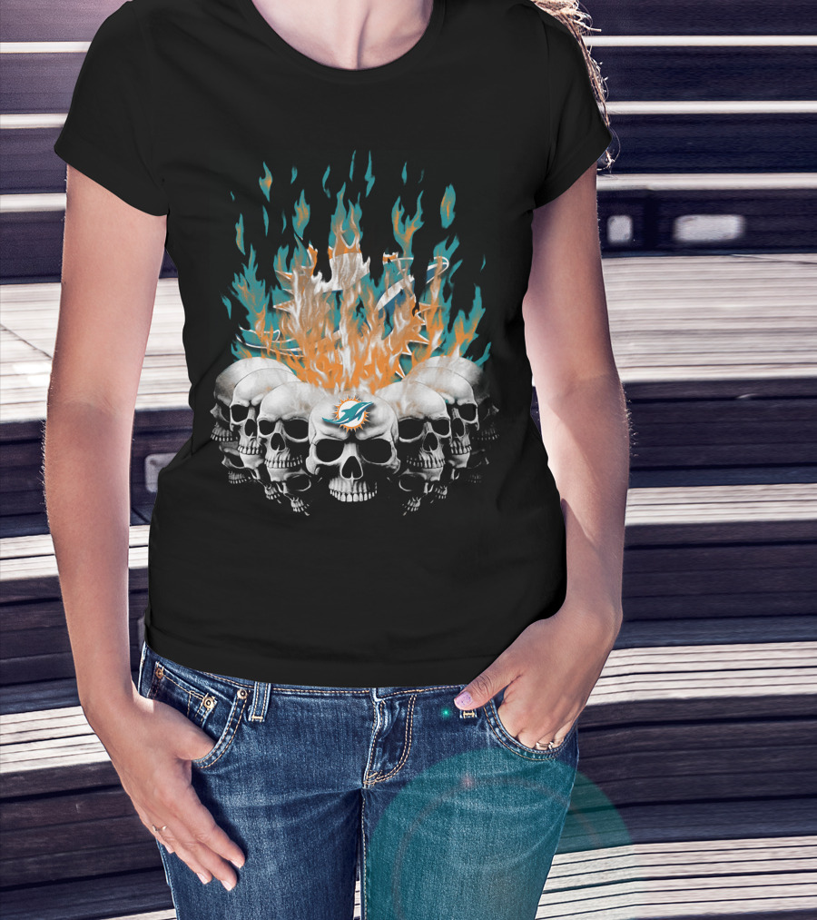 Miami Dolphins Skull Flames Graphic 18 T-Shirt