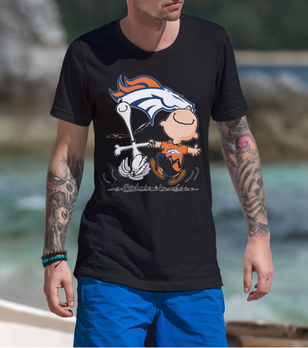 Snoopy Charlie Brown Dancing With Denver Broncos T-Shirt