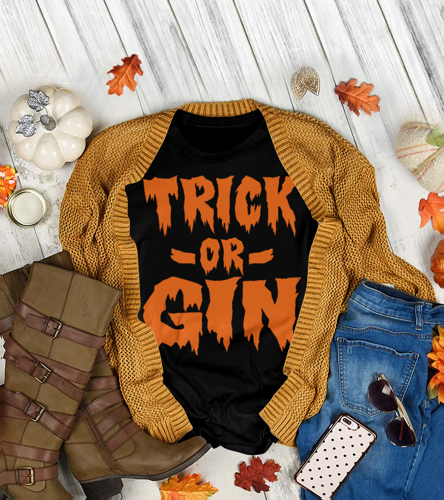 Trick Or Gin Halloween Pumpkin Ghost Spirits T-Shirt