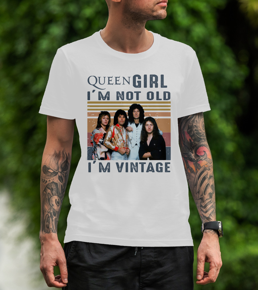 Queen Girl I'm Not Old I'm Vintage T-Shirt