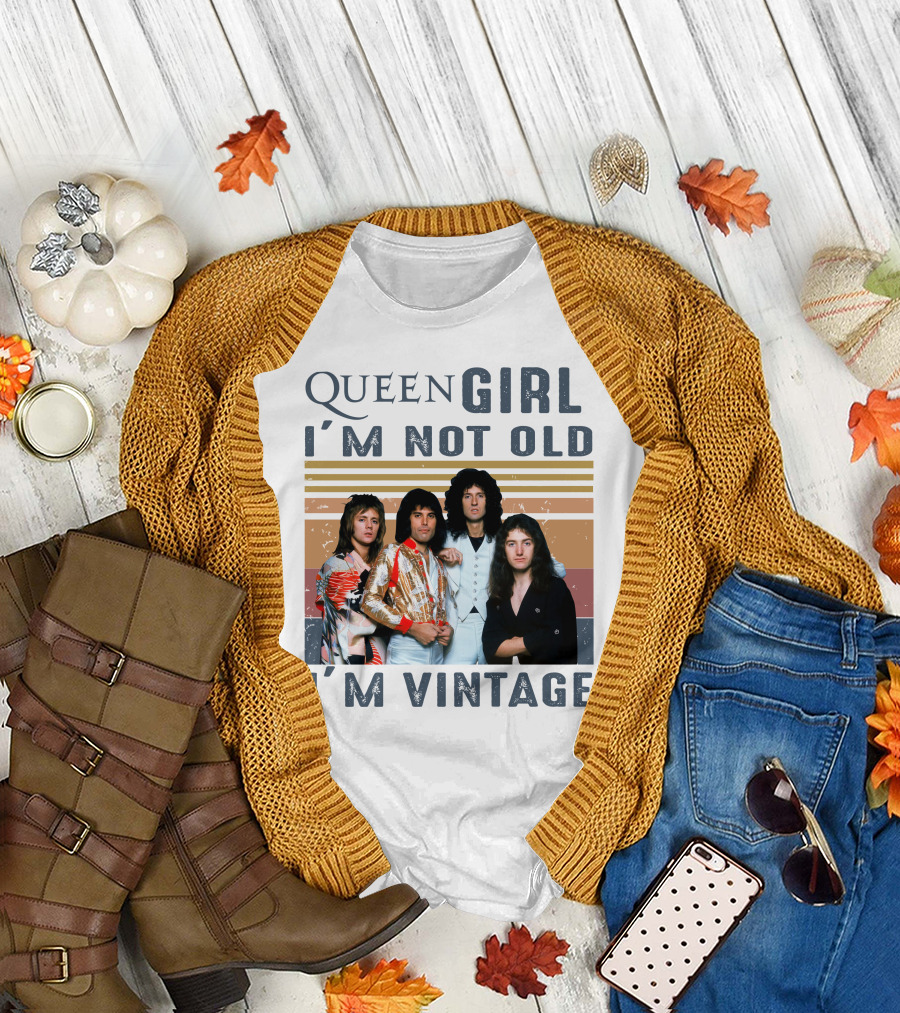 Queen Girl I'm Not Old I'm Vintage T-Shirt