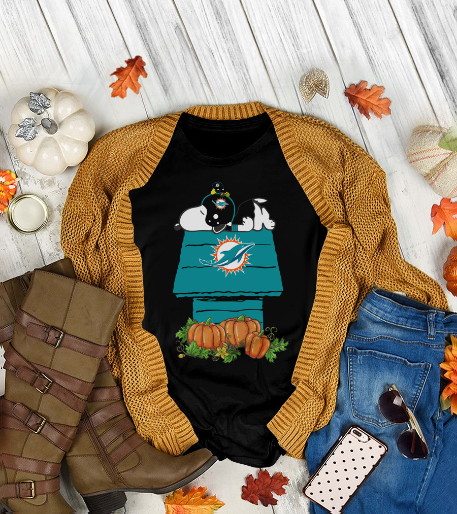 Miami Dolphins Snoopy Halloween Pumpkins T-Shirt