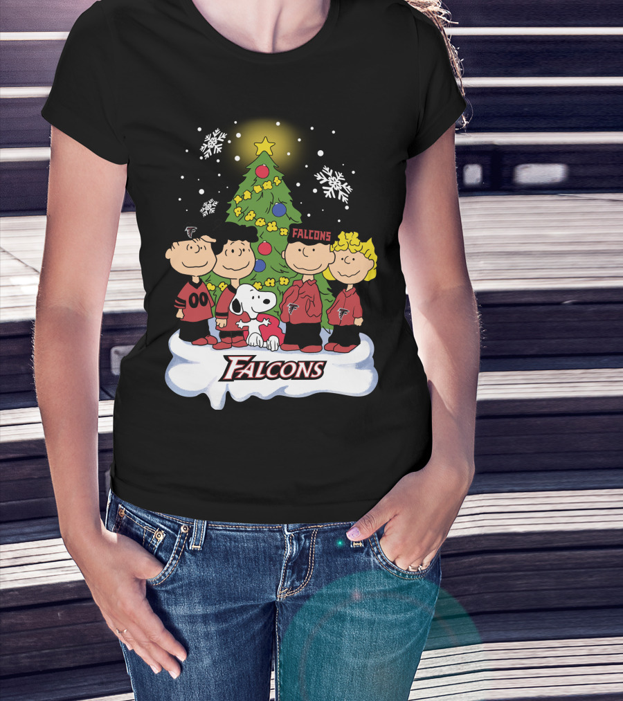 Snoopy Atlanta Falcons Christmas Peanuts Characters Snowflakes Tree T-Shirt