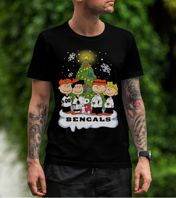 Snoopy Bengals Christmas Tree Peanuts Characters T-Shirt