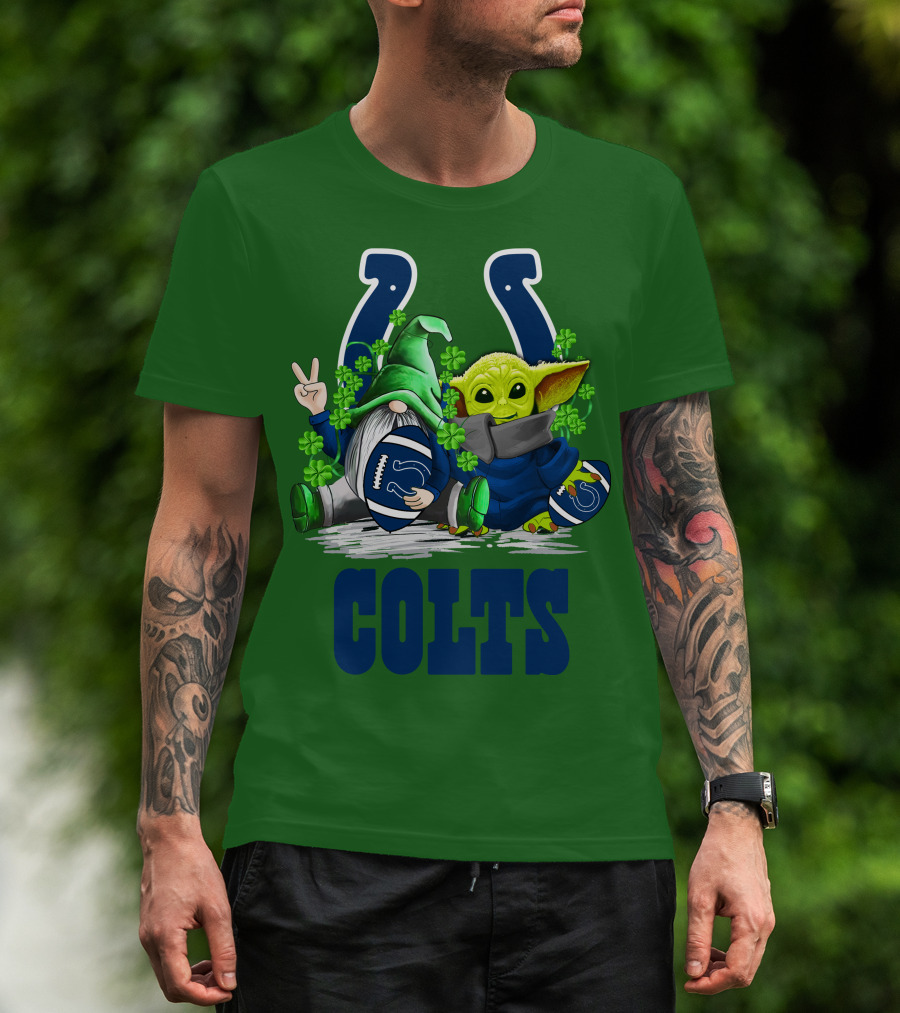Colts St. Patrick's Day Gnome And Baby Alien Football With Clover T-Shirt