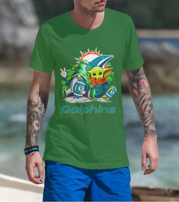 Miami Dolphins St Patrick's Day Football Gnome And Baby Alien With Shamrocks T-Shirt