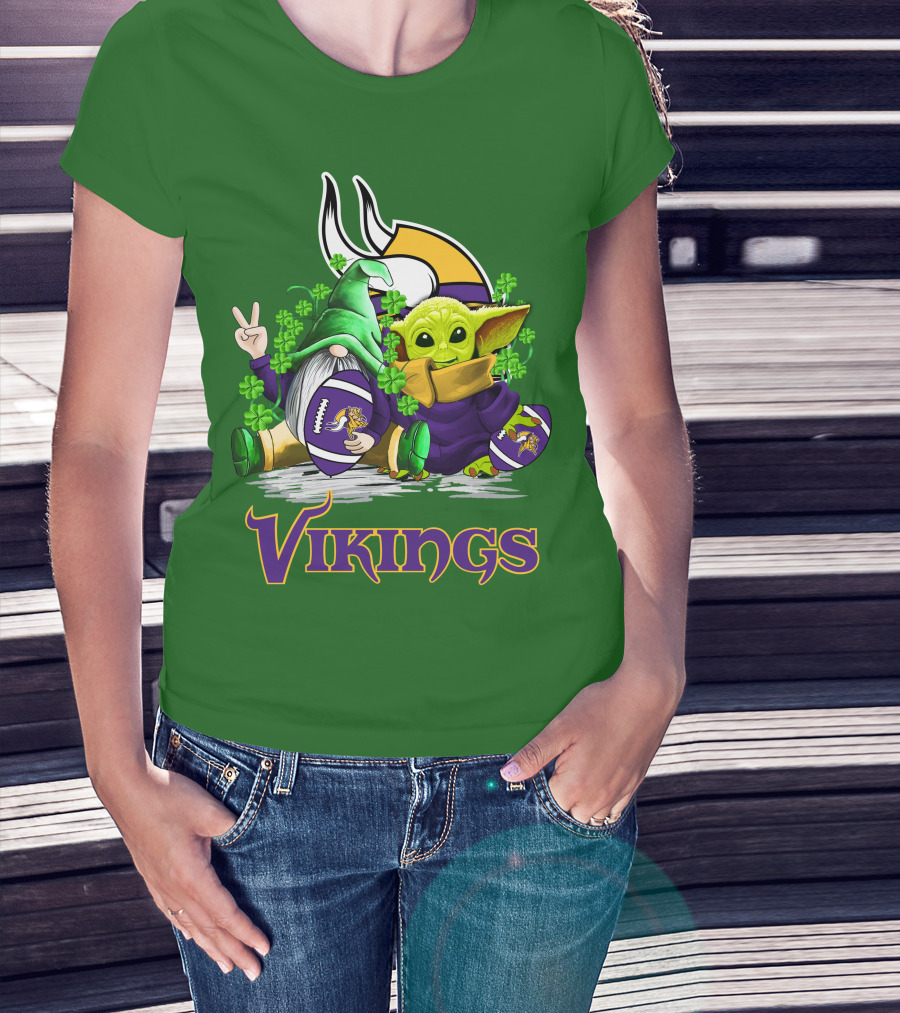 Vikings St. Patrick's Day Gnome And Green Alien With Football T-Shirt