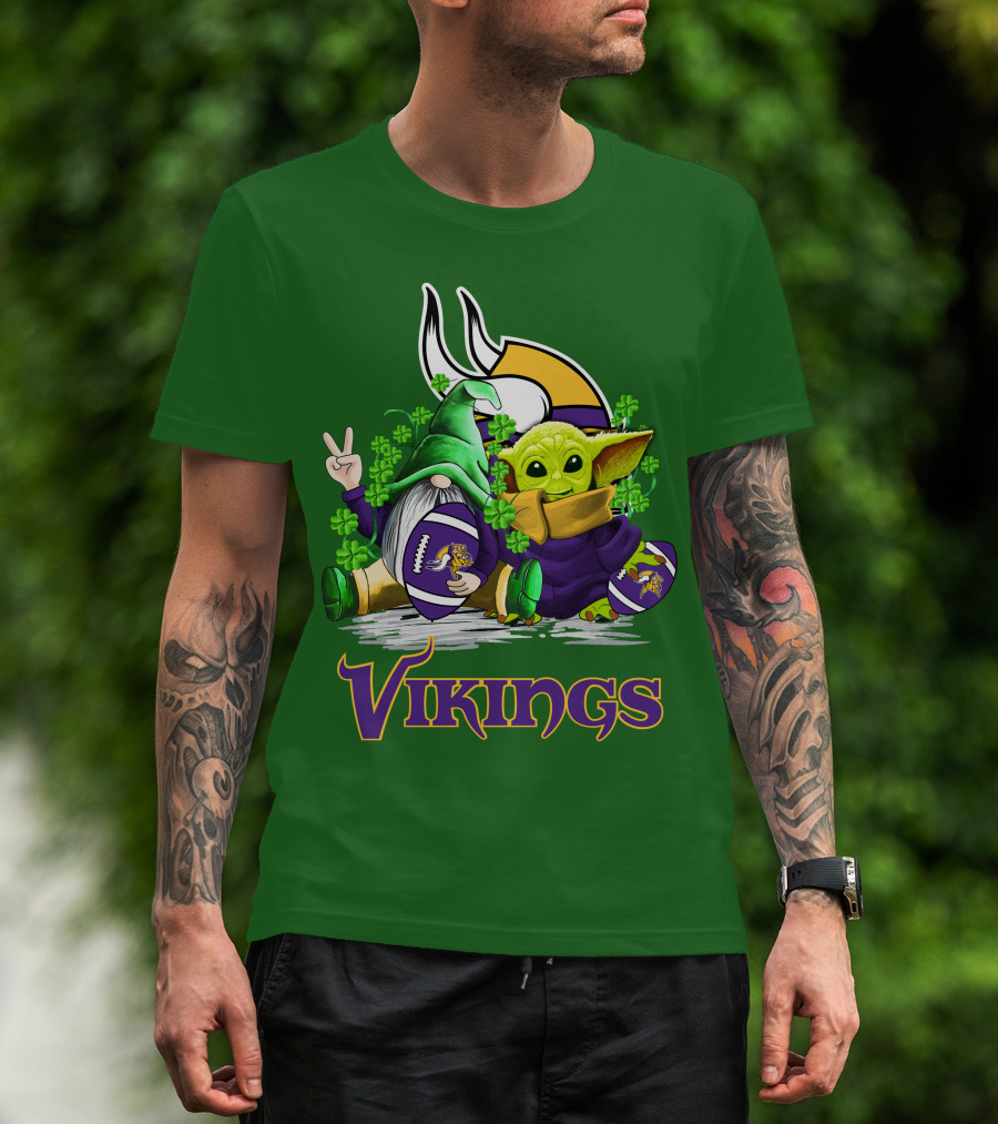 Vikings St. Patrick's Day Gnome And Green Alien With Football T-Shirt