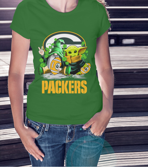Green Bay Packers Shamrock Gnome And Alien Football St. Patrick's Day T-Shirt