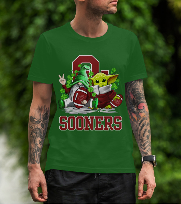 Oklahoma Sooners St. Patrick's Day Football Gnome And Alien T-Shirt