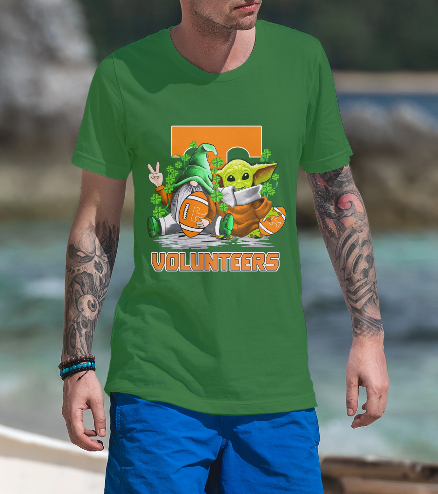Tennessee Volunteers Football St. Patrick’s Day Gnome And Baby Alien T-Shirt