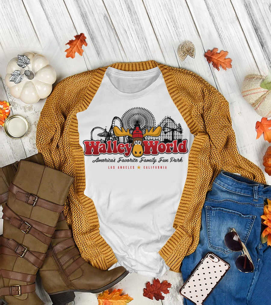 Walley World Los Angeles California Moose Ferris Wheel Roller Coaster T-Shirt