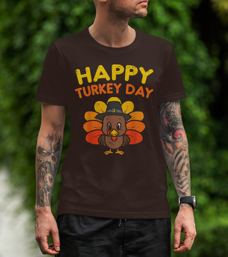 Happy Turkey Day Cute Thanksgiving Pilgrim Turkey T-Shirt