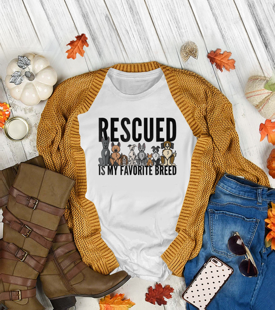Rescued Is My Favorite Breed Dog Lovers Rescue Dog T-Shirt