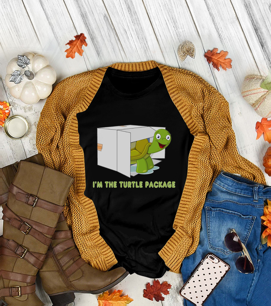 I'm the Turtle Package Happy Cartoon Turtle in Box T-Shirt